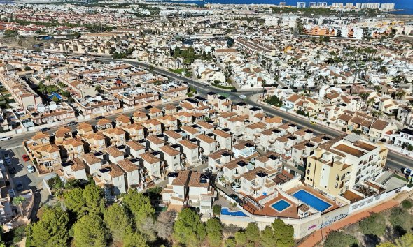 Reventa - Villa / Casa - Orihuela Costa - Playa Flamenca