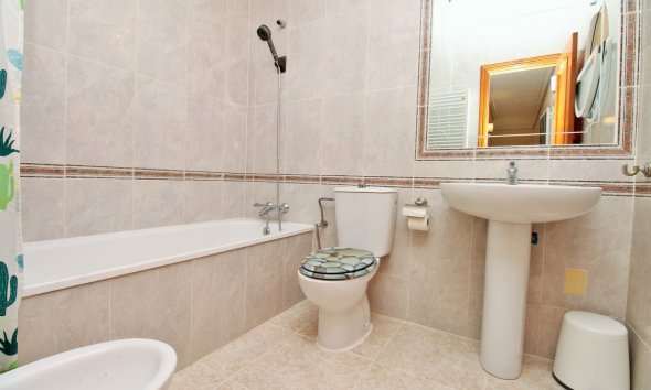 Reventa - Villa / Casa - Orihuela Costa - Villamartín