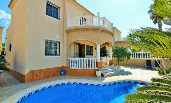 Reventa - Villa / Casa - Orihuela Costa - Villamartín