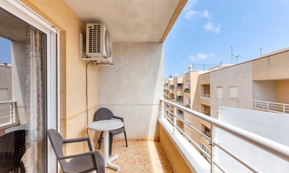Rynek Wtórny - Apartament / Duplex - Torrevieja - Estacion de autobuses