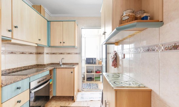 Rynek Wtórny - Apartament / Duplex - Torrevieja - Estacion de autobuses