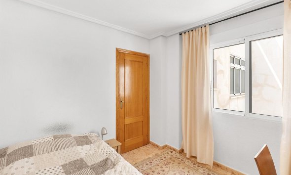 Rynek Wtórny - Apartament / Duplex - Torrevieja - Estacion de autobuses