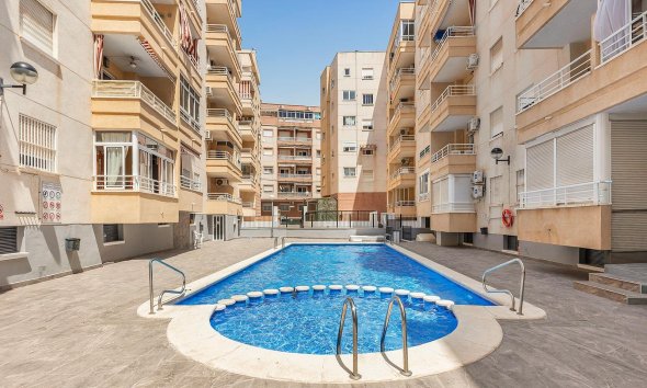 Rynek Wtórny - Apartament / Duplex - Torrevieja - Estacion de autobuses