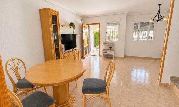Reventa - Adosado - Torrevieja - El limonar