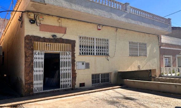 Resale - Townhouse / Terraced House - Orihuela - Bigastro