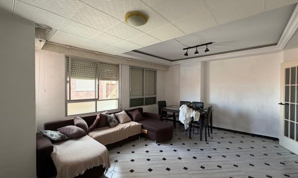 Rynek Wtórny - Apartament / Duplex - Torrevieja - Centro