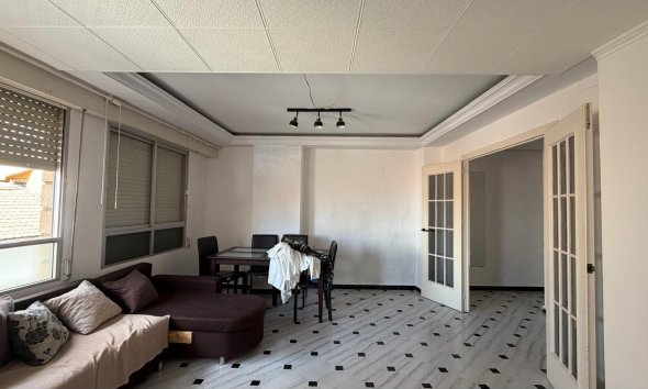 Rynek Wtórny - Apartament / Duplex - Torrevieja - Centro