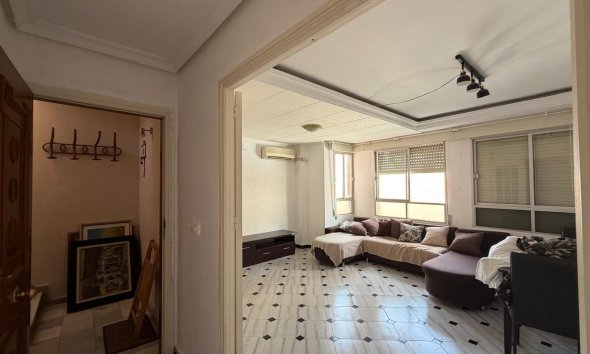 Rynek Wtórny - Apartament / Duplex - Torrevieja - Centro