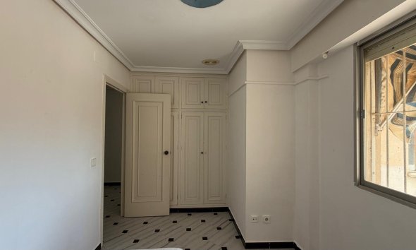 Rynek Wtórny - Apartament / Duplex - Torrevieja - Centro