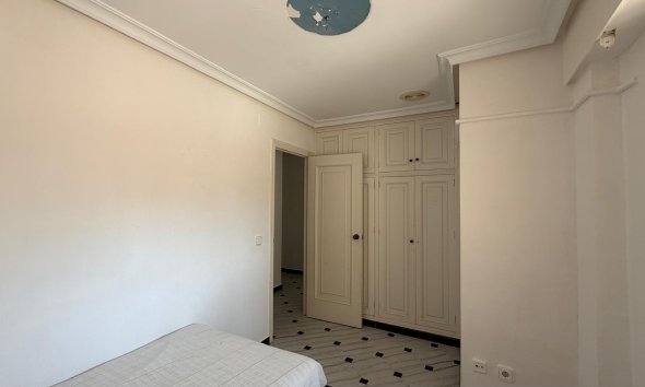 Rynek Wtórny - Apartament / Duplex - Torrevieja - Centro
