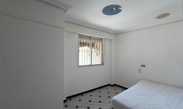 Rynek Wtórny - Apartament / Duplex - Torrevieja - Centro