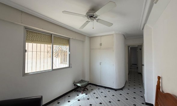 Rynek Wtórny - Apartament / Duplex - Torrevieja - Centro