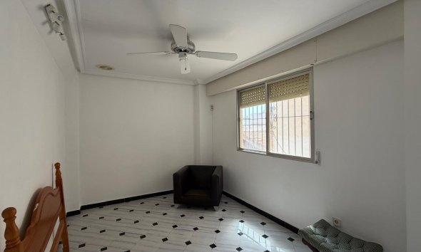 Rynek Wtórny - Apartament / Duplex - Torrevieja - Centro