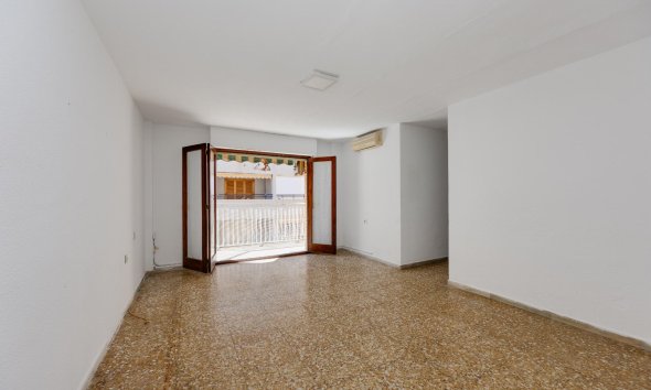 Rynek Wtórny - Apartament / Duplex - Torrevieja - Playa del Acequión