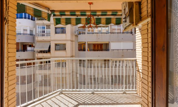 Rynek Wtórny - Apartament / Duplex - Torrevieja - Playa del Acequión