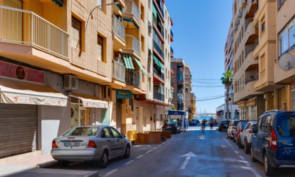 Rynek Wtórny - Apartament / Duplex - Torrevieja - Playa del Acequión