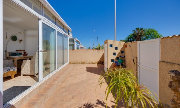 Reventa - Villa / Casa - Orihuela Costa - Lomas de Don Juan