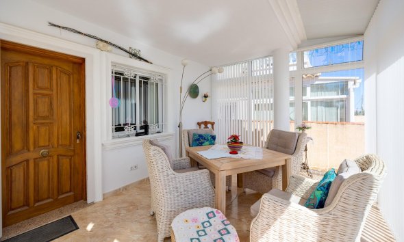 Reventa - Villa / Casa - Orihuela Costa - Lomas de Don Juan