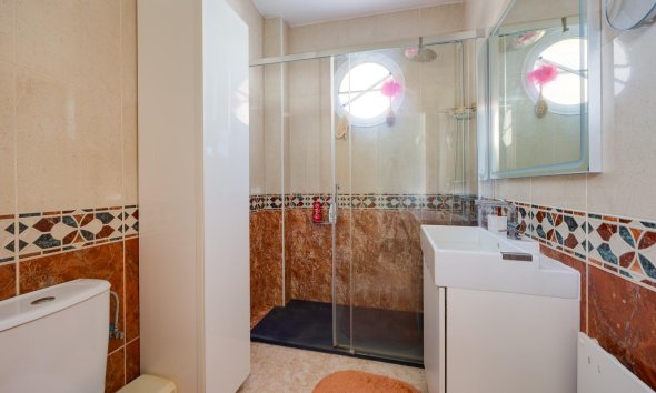 Reventa - Villa / Casa - Orihuela Costa - Lomas de Don Juan