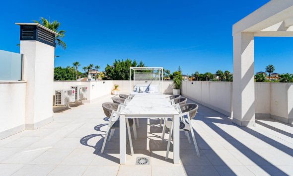 Reventa - Villa / Casa - Ciudad Quesada - Doña Pena