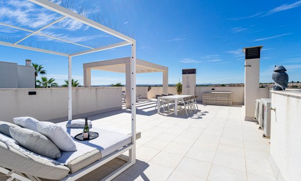 Reventa - Villa / Casa - Ciudad Quesada - Doña Pena