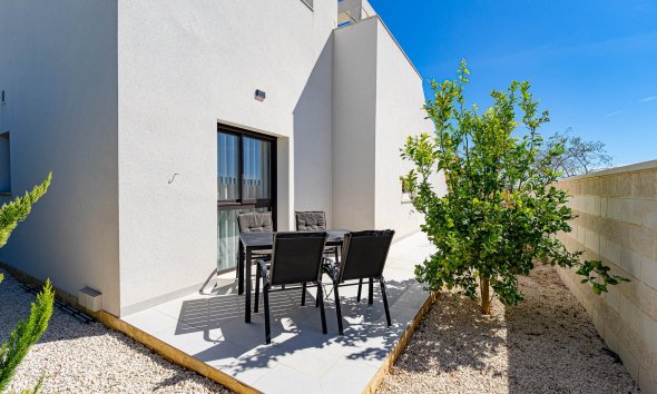 Reventa - Villa / Casa - Ciudad Quesada - Doña Pena