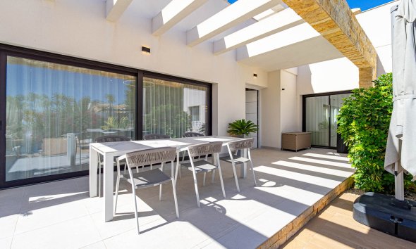 Reventa - Villa / Casa - Ciudad Quesada - Doña Pena