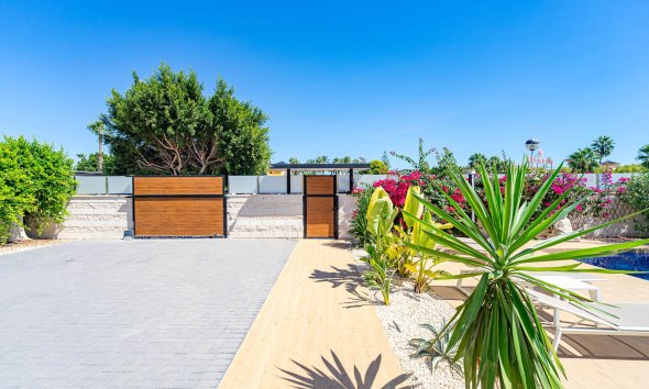 Reventa - Villa / Casa - Ciudad Quesada - Doña Pena
