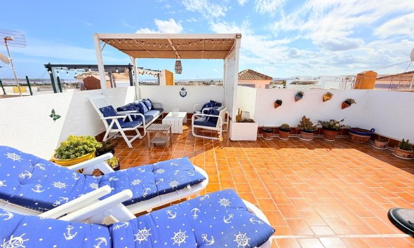 Reventa - Apartamento / Dúplex - Los Montesinos - La Herrada