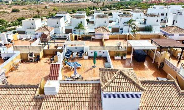 Reventa - Apartamento / Dúplex - Los Montesinos - La Herrada