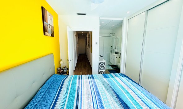 Resale - Villa / House - Los Montesinos - La Herrada