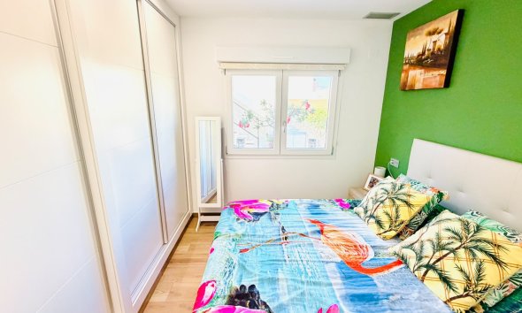 Resale - Villa / House - Los Montesinos - La Herrada