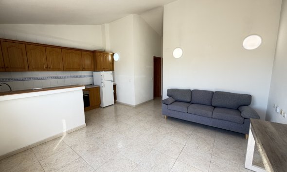 Reventa - Apartamento / Dúplex - Orihuela Costa - Villamartín