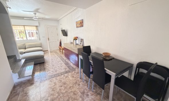 Resale - Townhouse / Terraced House - Orihuela Costa - La Zenia