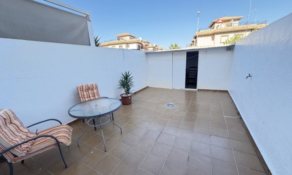 Resale - Townhouse / Terraced House - Orihuela Costa - La Zenia