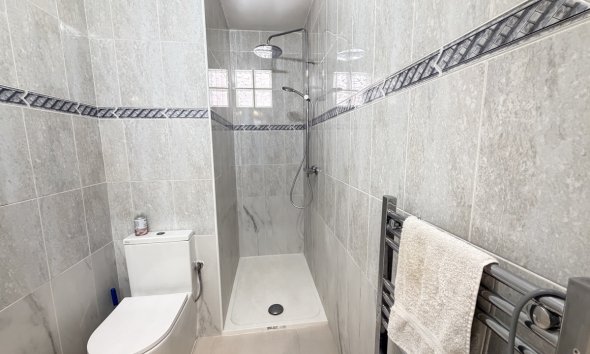 Resale - Townhouse / Terraced House - Orihuela Costa - La Zenia
