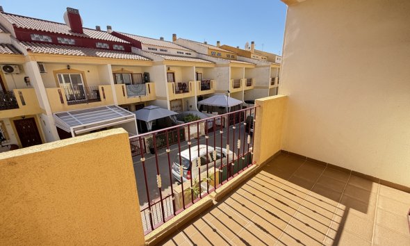 Resale - Townhouse / Terraced House - Orihuela Costa - La Zenia