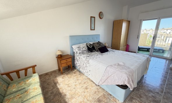 Resale - Townhouse / Terraced House - Orihuela Costa - La Zenia