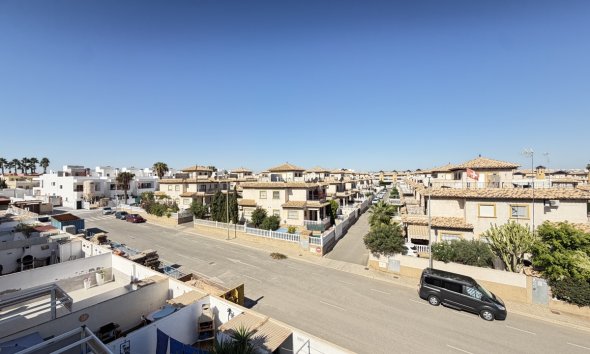 Resale - Townhouse / Terraced House - Orihuela Costa - La Zenia