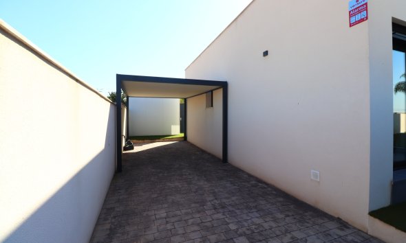 Resale - Villa / House - Formentera del Segura - Fincas de La Vega