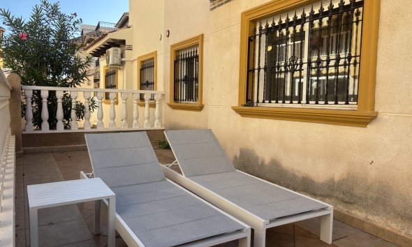 Resale - Townhouse / Terraced House - Orihuela Costa - La Zenia