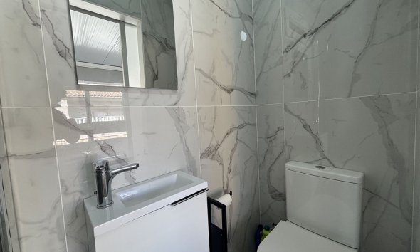 Resale - Townhouse / Terraced House - Orihuela Costa - La Zenia
