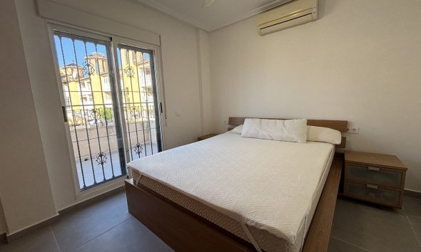 Resale - Townhouse / Terraced House - Orihuela Costa - La Zenia