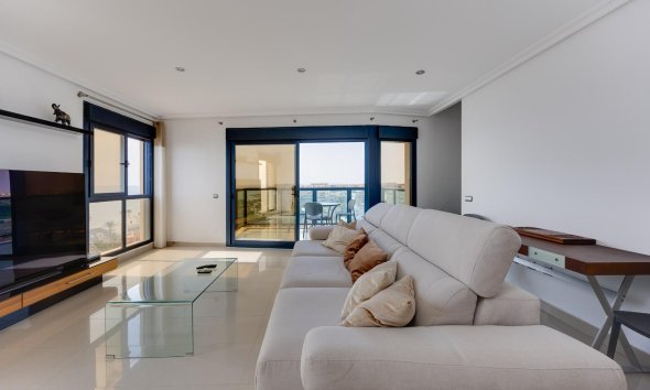 Resale - Apartment / Duplex - Torrevieja - La Veleta