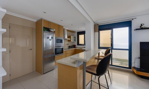Resale - Apartment / Duplex - Torrevieja - La Veleta