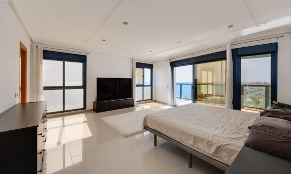 Resale - Apartment / Duplex - Torrevieja - La Veleta