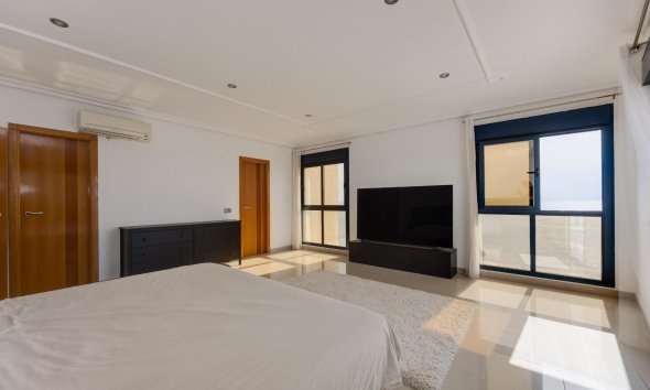 Resale - Apartment / Duplex - Torrevieja - La Veleta