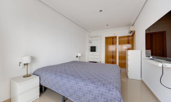Resale - Apartment / Duplex - Torrevieja - La Veleta