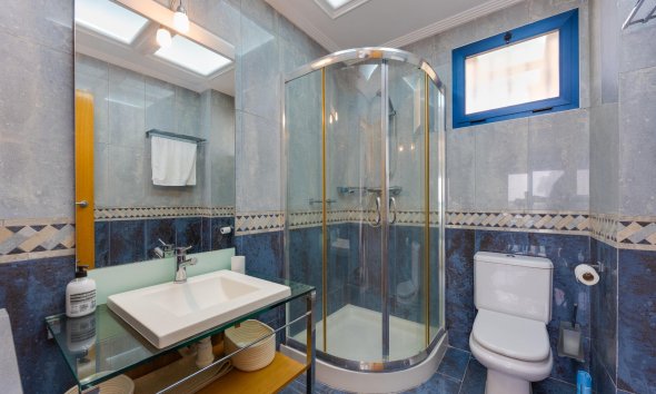 Resale - Apartment / Duplex - Torrevieja - La Veleta