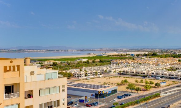 Resale - Apartment / Duplex - Torrevieja - La Veleta